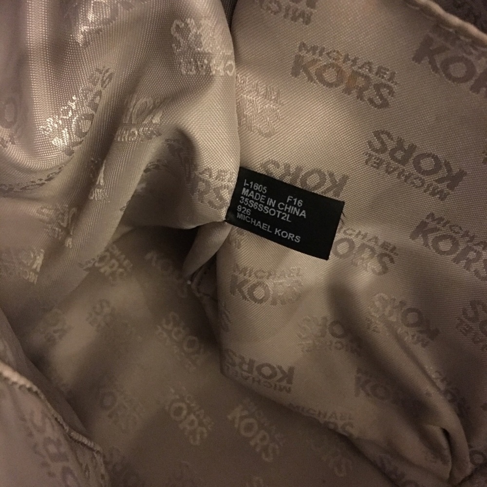 Extra pics of MK Kellen bag set! (Blue) - Picture 3 of 8